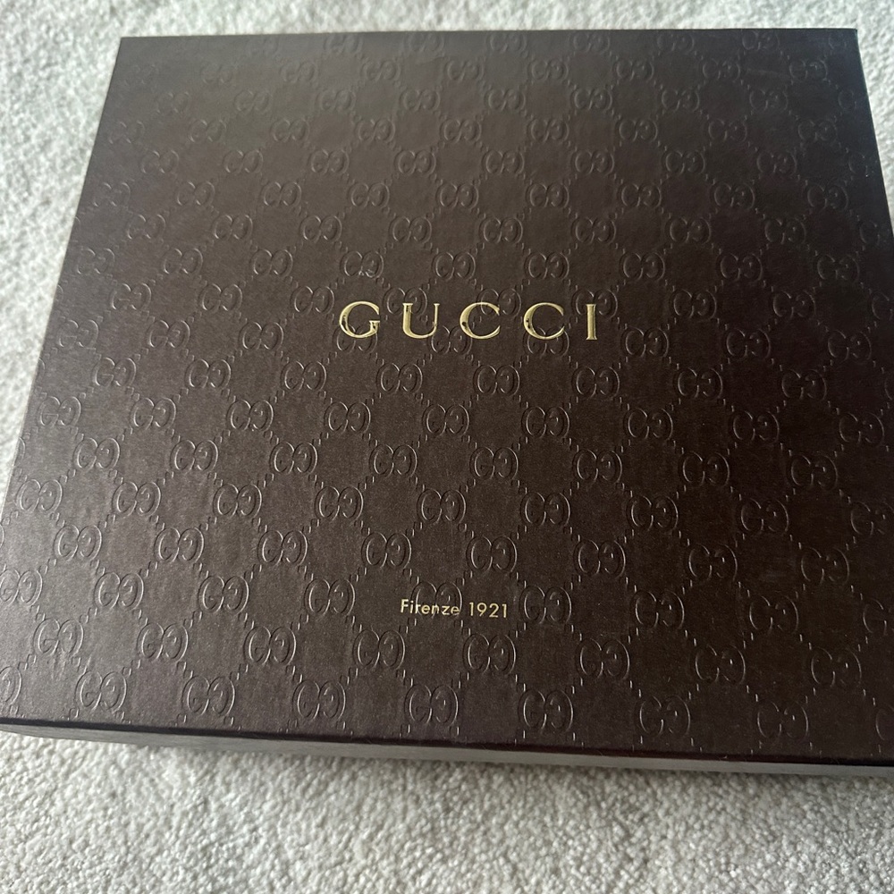 gucci horsebit heels - Picture 5 of 6
